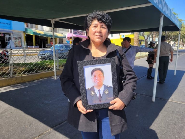 Madre de Antonio Araujo agradece reconocimiento póstumo de la PNP 