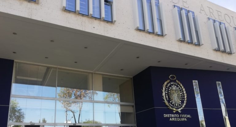 Fiscalía obtiene 12 meses de prisión preventiva para presunto feminicida en Arequipa