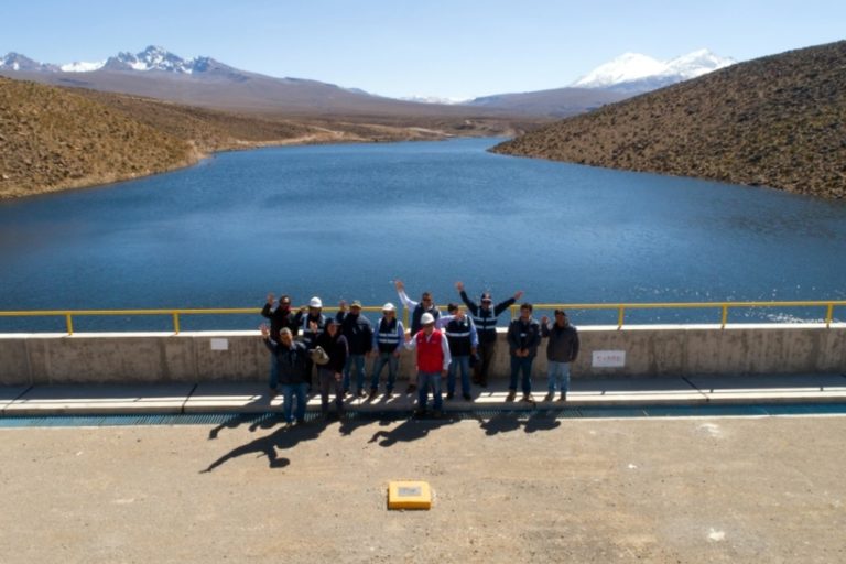 Southern Perú y GORE Moquegua visitan represa Cularjahuira por su alto impacto hídrico, social y productivo en Candarave