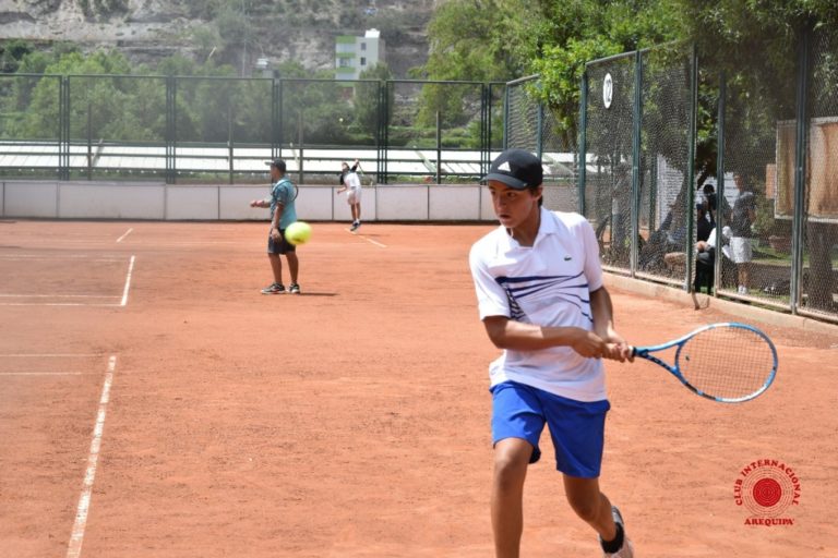 El 27 y 28 de mayo realizarán el primer torneo de tenis en Mejía