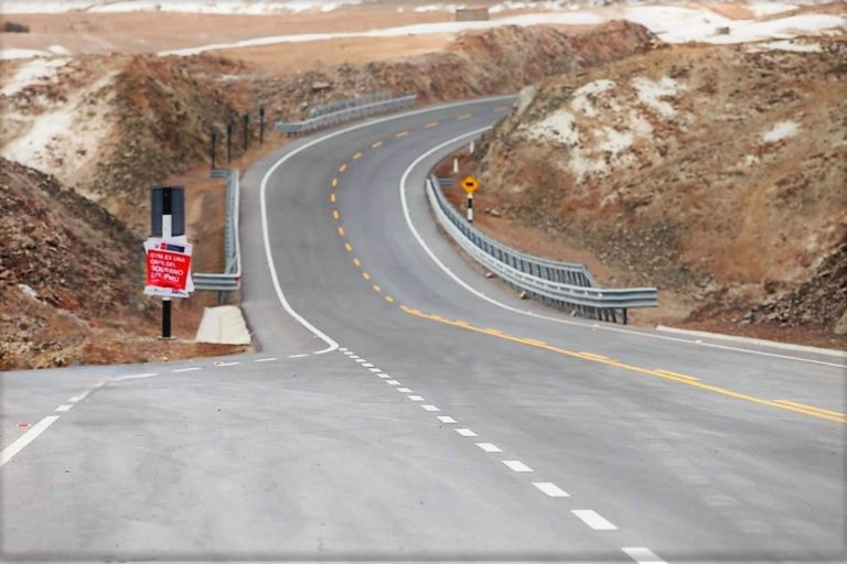 Declaran de interés nacional tramo de la carretera Matarani – km48