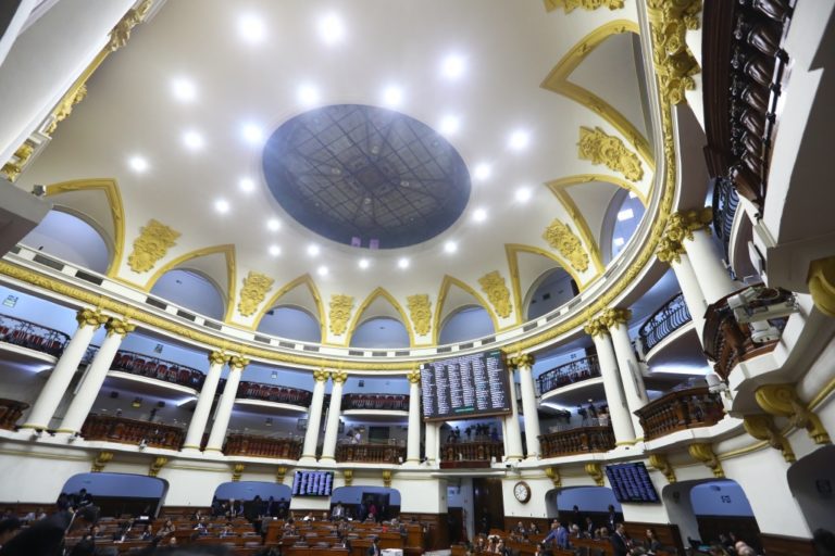 Esta democracia, ya no es democracia