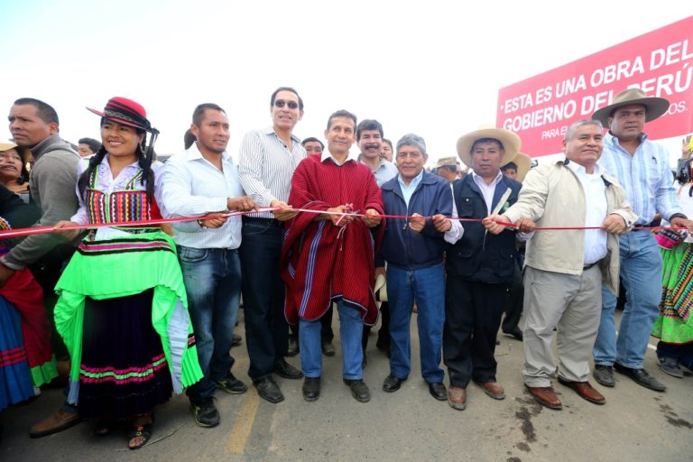 Martin Vizcarra ejecutó el tramo más caro de la carretera Moquegua-Omate-Arequipa: 5.8 millones por cada kilometro