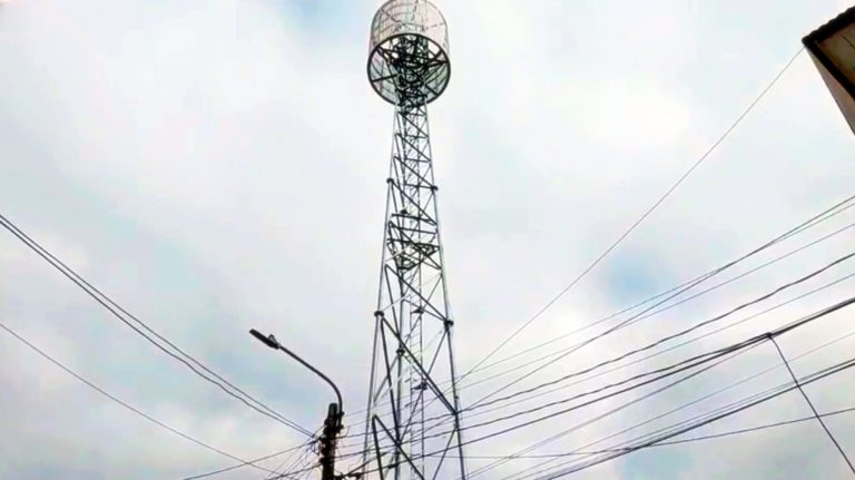 Vecinos de Miramar se oponen a instalación de una antena de telefonía