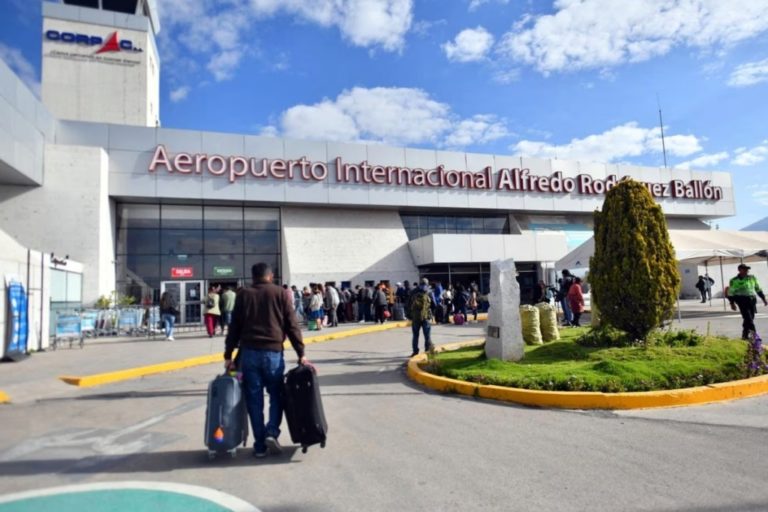AAP anuncia la modernización y ampliación del aeropuerto de Arequipa