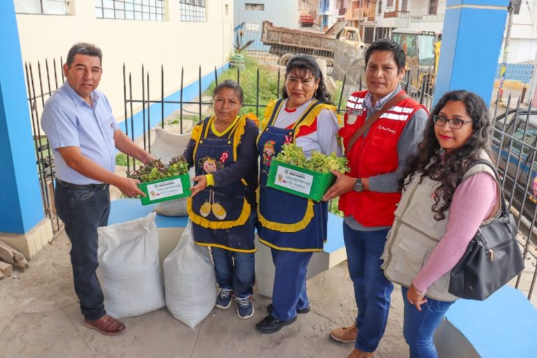 Deán Valdivia: pioneros en impulsar biohuertos escolares