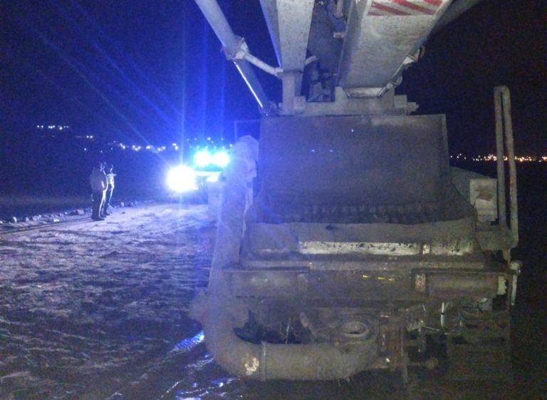 Mejía: Intervienen a camión que botaba concreto en Sombrero Grande