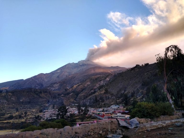 IGP registra el inicio de la etapa explosiva en el volcán Ubinas