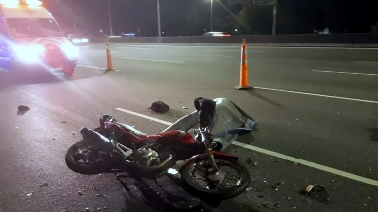 Motociclista punteño pierde la vida tras chocar con automóvil
