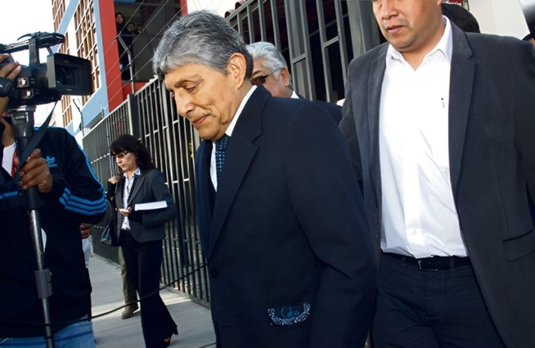 Jueza de corrupción dispone juicio oral contra Guillén Benavides
