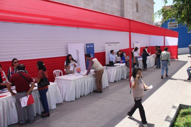 Realizan “Primera Feria de la Ruta del Emprendedor” en Moquegua   