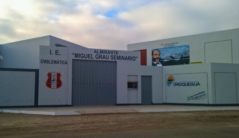 GORE Moquegua incumple con su compromiso y no entrega la piscina a la I.E. Miguel Grau