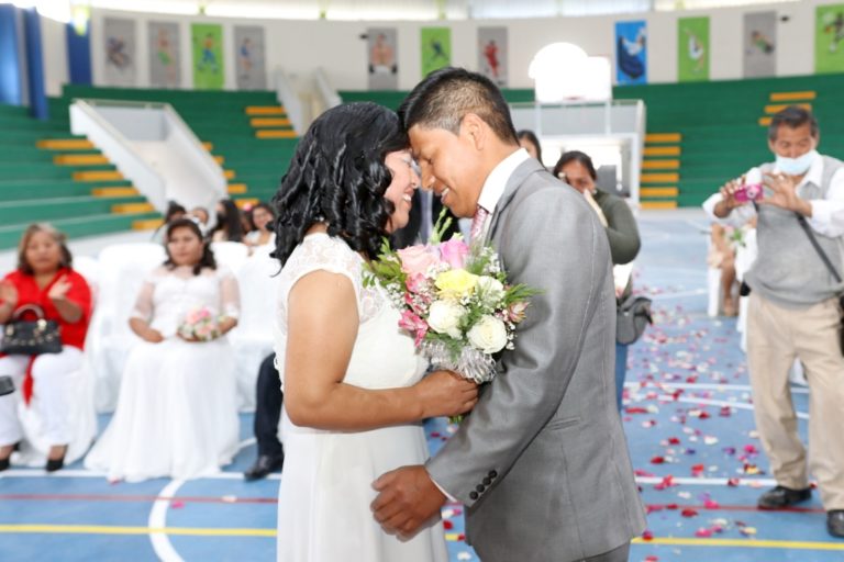 Anuncian matrimonio civil masivo en Matarani