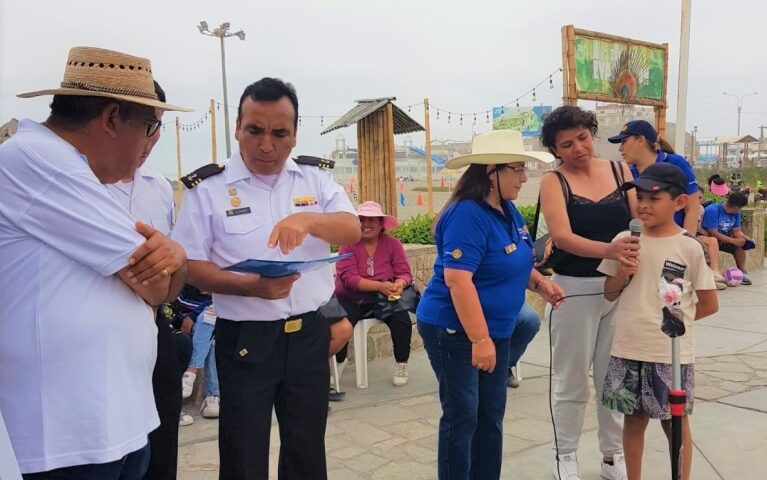 Rotary Club Mollendo organizó concurso de cometas en la playa