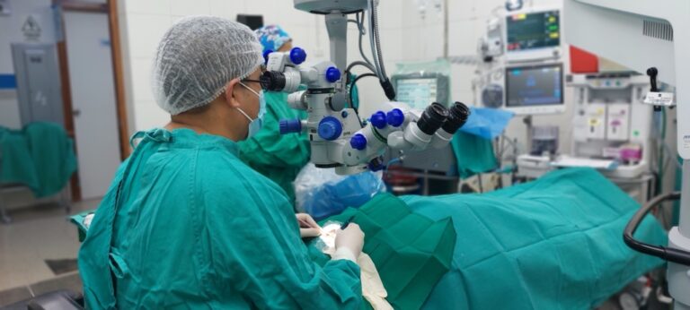 EsSalud Moquegua realiza desembalse de cirugía de cataratas