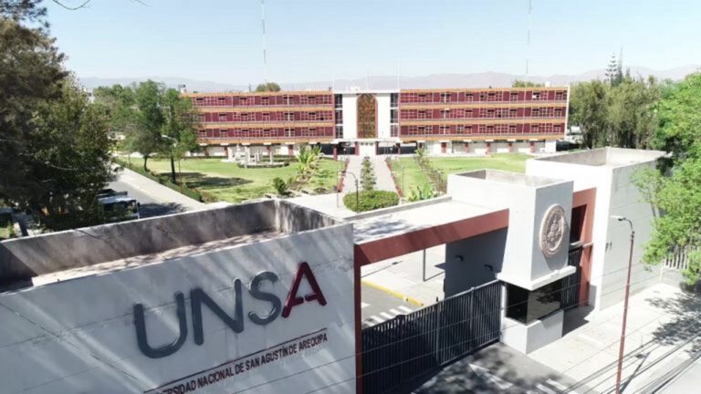 Docentes universitarios de la UNSA continuarán en huelga