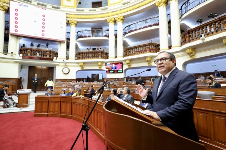 Premier Otárola: “Gobierno sentará las bases para una mejor distribución del presupuesto”