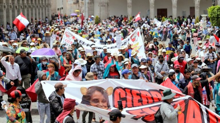 Por nuestra democracia