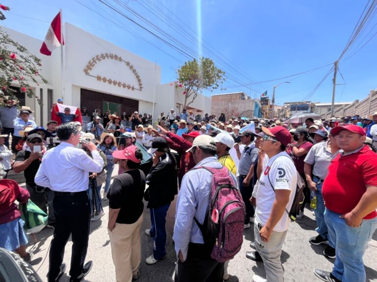 Pobladores de Torata marcharon exigiendo la autorización del acuífero de Titijones