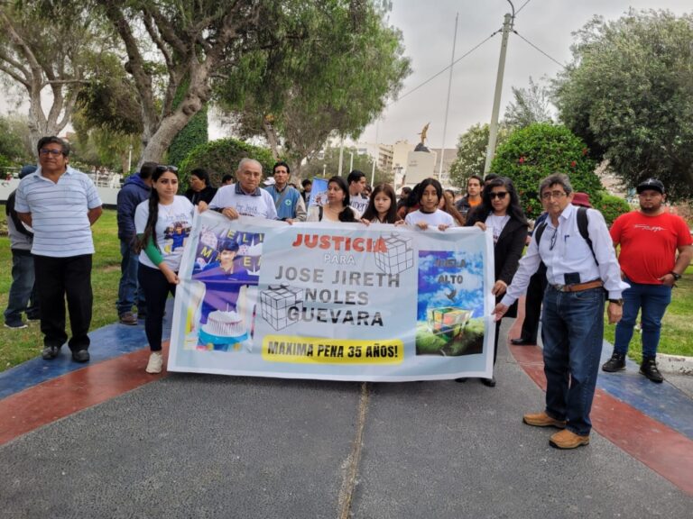 Realizan marcha por calles de Ilo exigiendo justicia para José Noles Guevara