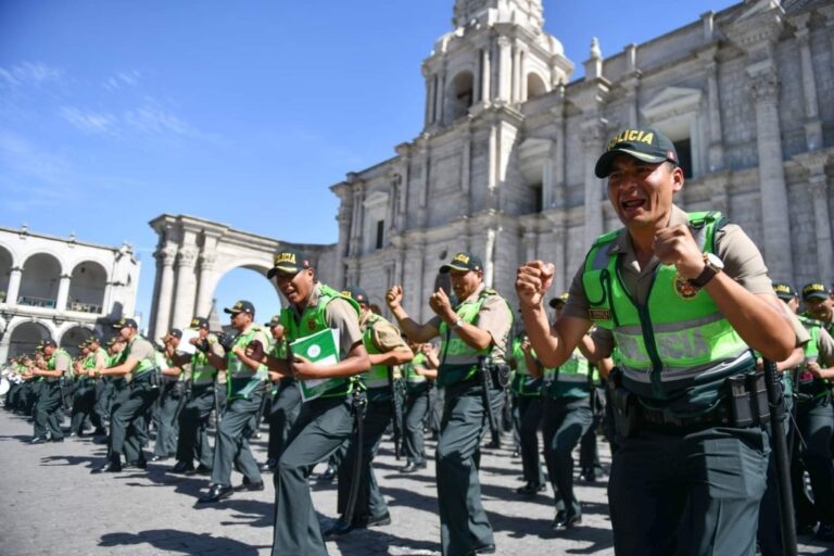 Inició la distribución de 570 policías de franco en Arequipa