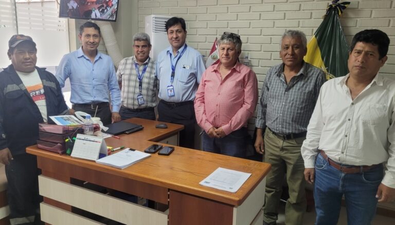 Punta de Bombón: Alcalde se reunió con funcionarios de EsSalud para construcción de nuevo centro de salud