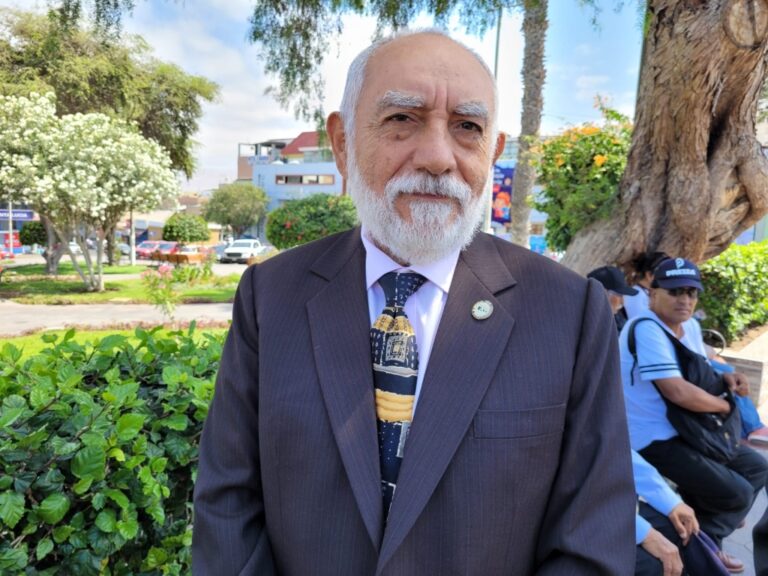 Renunció el Dr. Roberto Castañeda presidente de la Comisión Organizadora de la UNAM