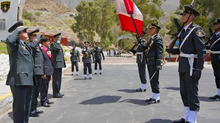Rohel Sánchez pedirá que policías recién graduados se queden en Arequipa