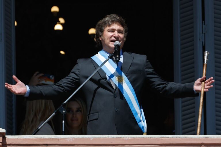 Javier Milei juró como nuevo presidente de Argentina