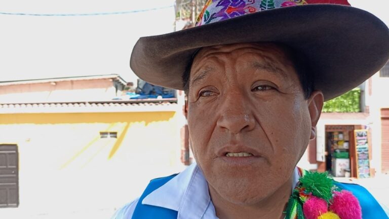 ONPE declara procedente la recolección de firmas para revocar al alcalde de San Cristóbal
