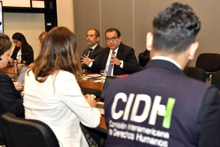 Disminuye el respeto por los derechos fundamentales en el Perú