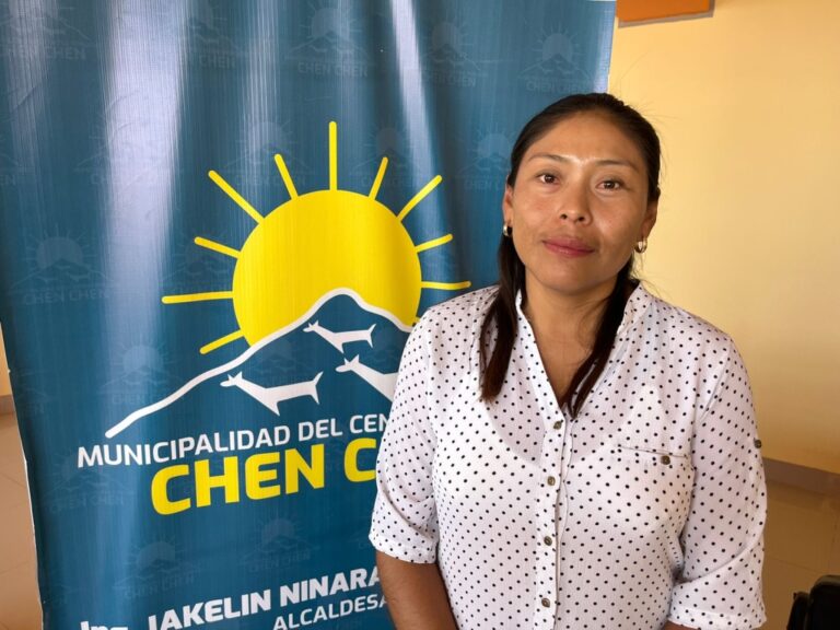 Alcaldesa de Chen Chen en contra de subasta de terrenos que anuncia el municipio provincial 