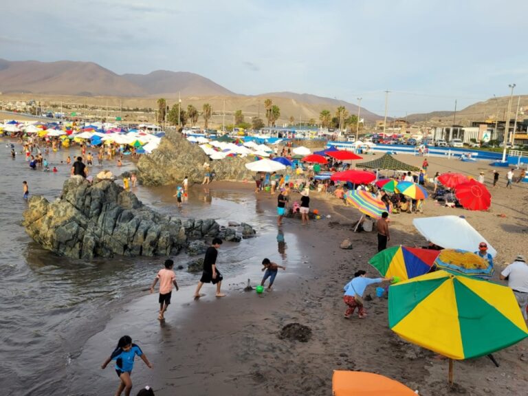 Playa Boca del Río es declarada “no apta” al no contar con disponibilidad de servicios higiénicos 