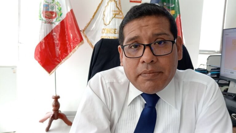 Consejero delegado decide no realizar viaje a Canadá debido a que le pedían que asuma los gastos