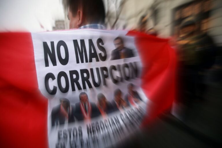 La corrupcion y la historia: ¡Las leyes no bastan! (II)