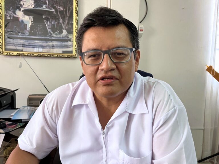 Dr. Daniel Sánchez pide a su remplazo que continúe con los objetivos establecidos en la DIRESA