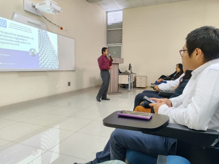 Disminuye capital humano en Moquegua: hay menos profesionales 2022/2019