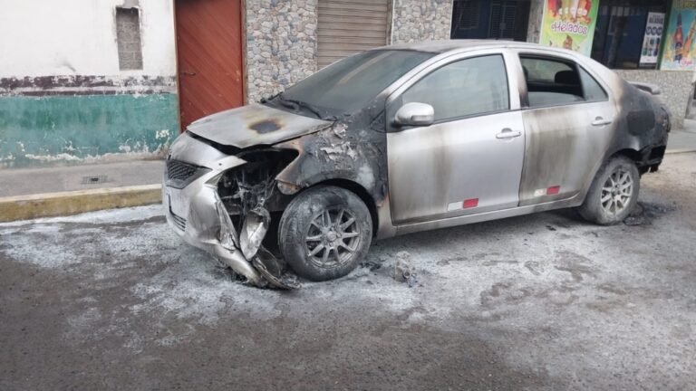 Policía Nacional interviene a sujeto que habría incendiado un vehículo en Miramar