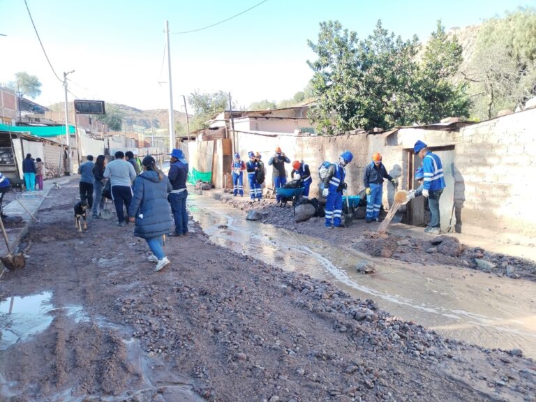 Torata: Distrito afectado por lluvias que activaron quebradas que generaron huaicos