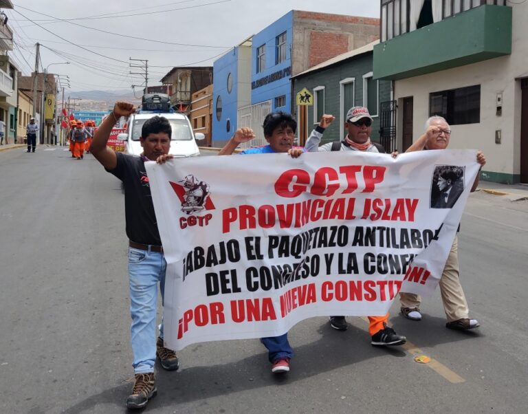 Afiliados a la Federación CGTP provincial Islay participaron en movilización