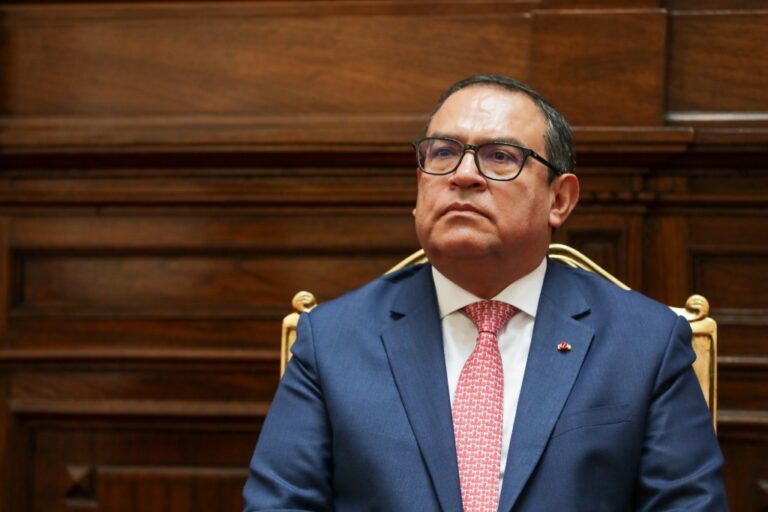 Alberto Otárola presentó su renuncia a la Presidencia del Consejo de Ministros