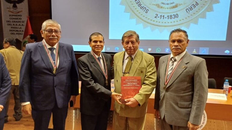 Conferencias por el Bicentenario de las Batallas de Junín y Ayacucho