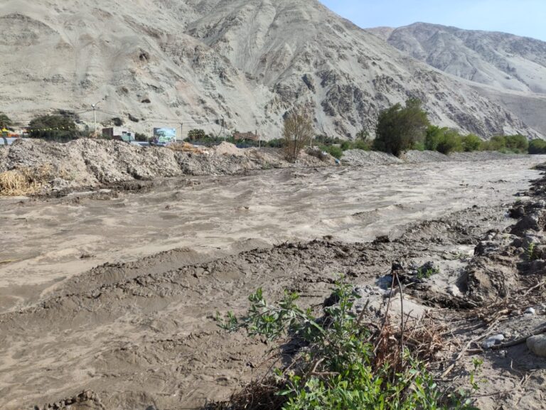 El ingreso del río ha causado daños a los fundos y bocatomas en el valle de Ilo