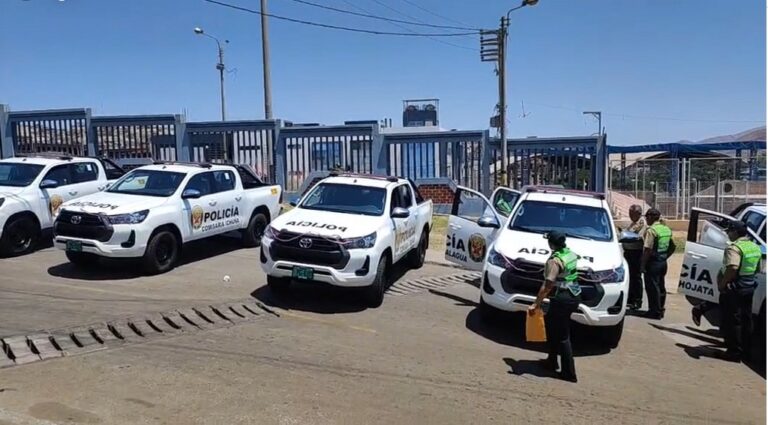 Viceministro de Seguridad Pública del MININTER entregó 5 patrulleros a la Región Policial