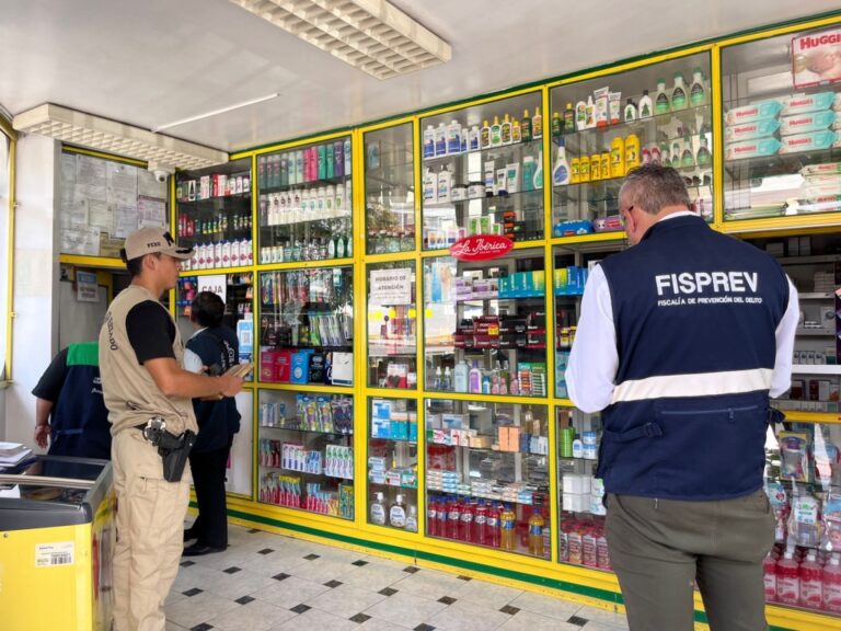 Realizan operativo inopinado a farmacias y boticas en Moquegua