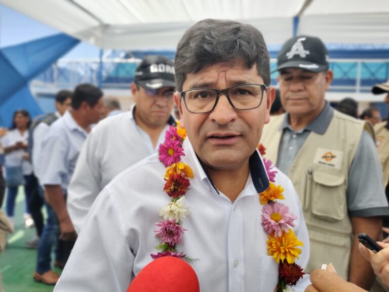 Después de un año: Rohel Sánchez «asegura» que se vienen cumpliendo compromisos con el sector pesquero de Matarani  