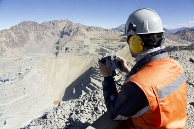 ¿Qué hay detrás de la oferta titánica de BHP por Anglo American? 