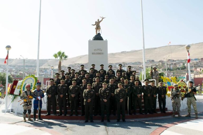 Resaltan el 158° aniversario del Combate de 2 de Mayo y Día del Arma de Artillería del Ejército del Perú
