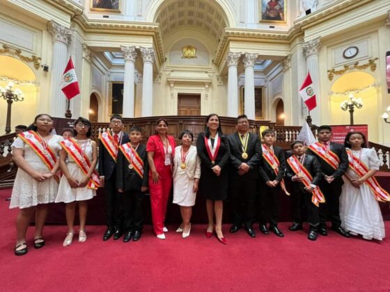 Niños De Moquegua Reciben Condecoración En El Congreso Como “patriotas 