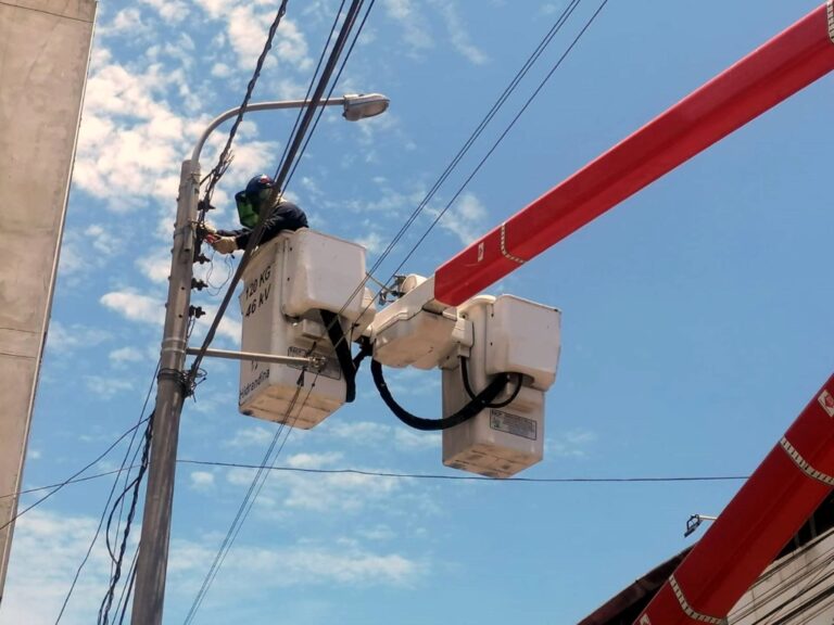 SEAL programa corte de luz en sectores de Deán Valdivia